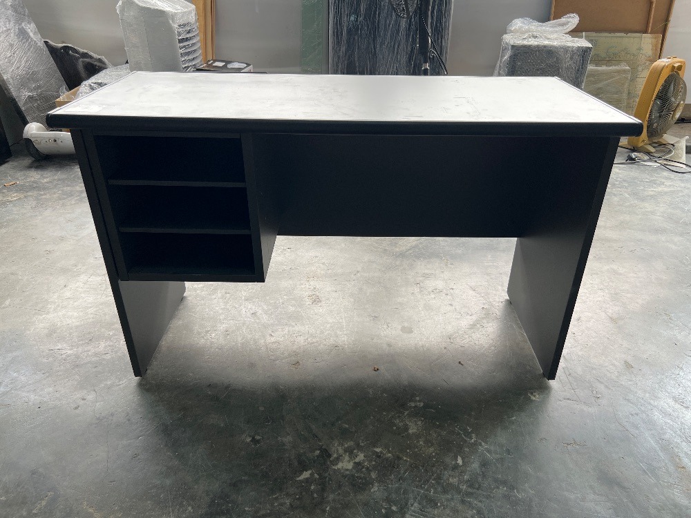 Wooden Office Table Grey Colour / Meja Pejabat Kayu Warna Kelabu