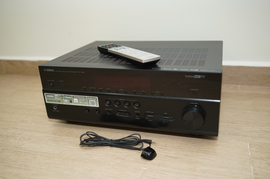 Yamaha AV Receiver RXV681, Audio, Soundbars, Speakers & Amplifiers on