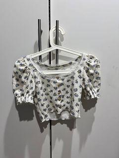 碎花短上衣