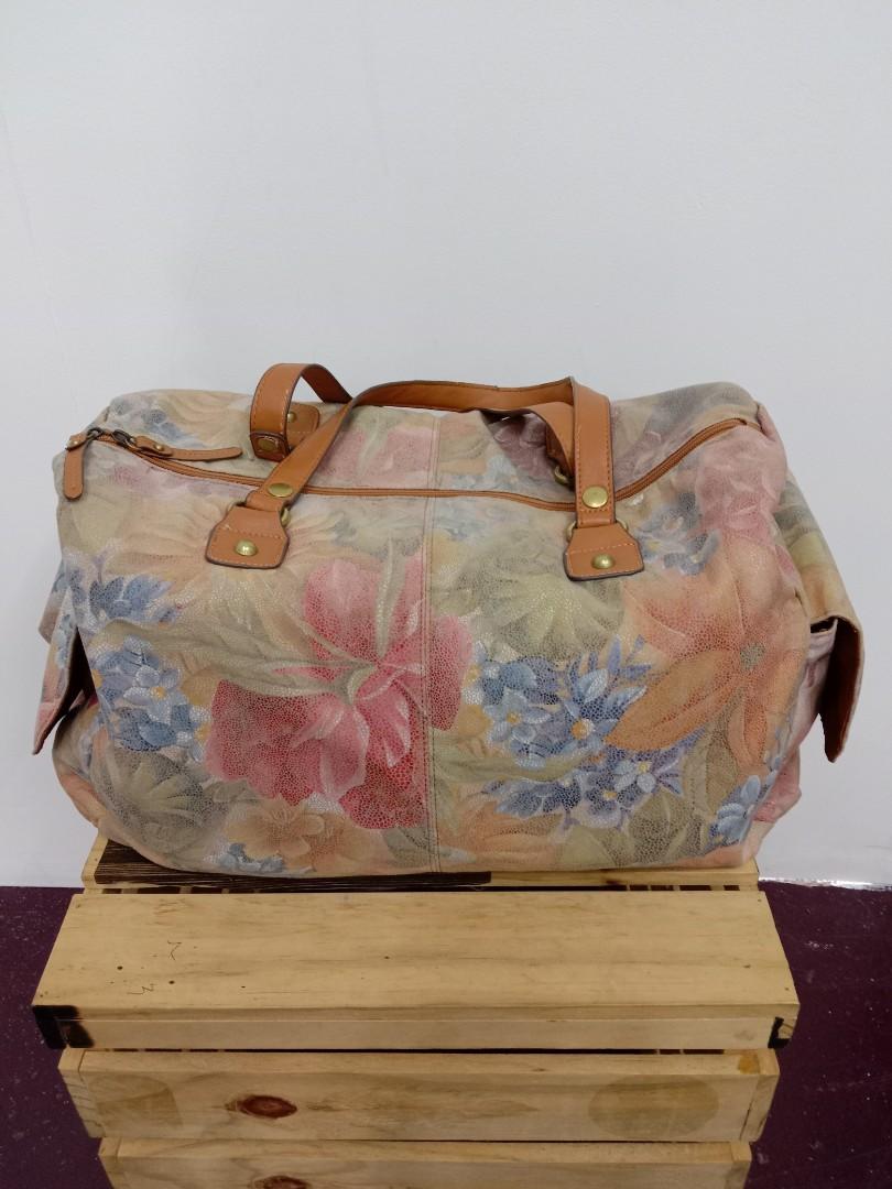 Bueno travel bag store