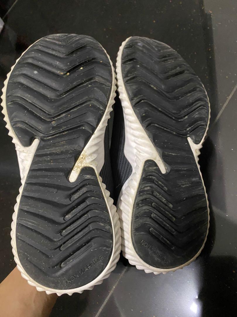 Adidas womens 2024 shoes velcro