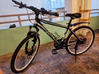 (Category: ) located in . Submitted by electronicvan (Listing ID 1172430414, Image 1). Description: .