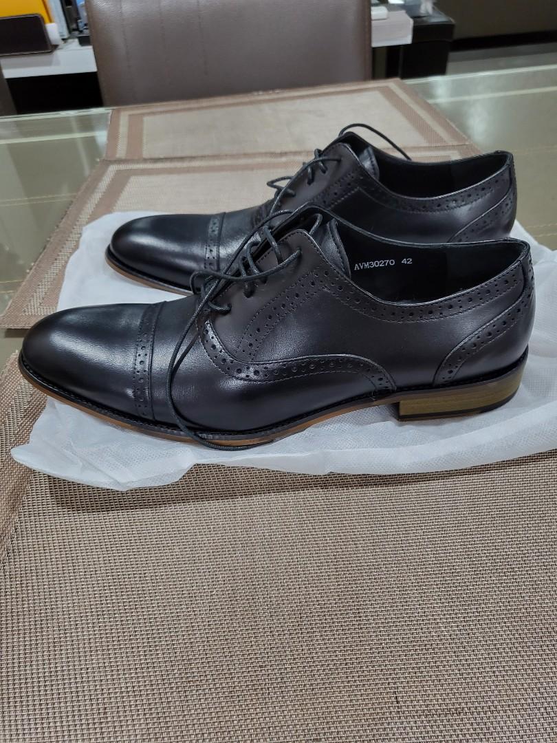 Udlænding Thorny etisk Andre Valentino Men Shoes Black, Men's Fashion, Footwear, Dress Shoes on  Carousell