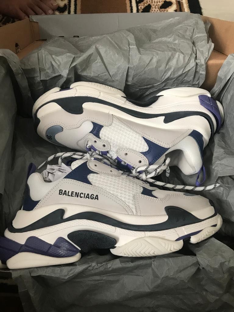 balenciaga triple s 39