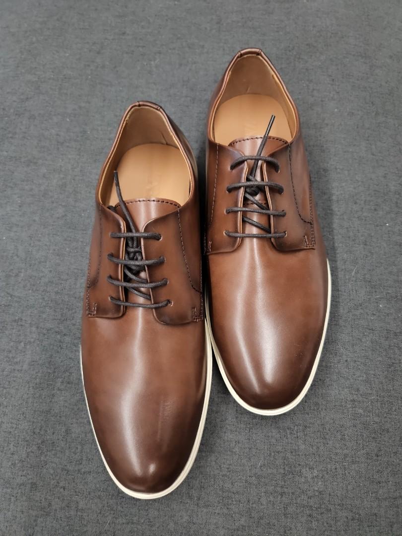 Mens leather shoes with white top soles