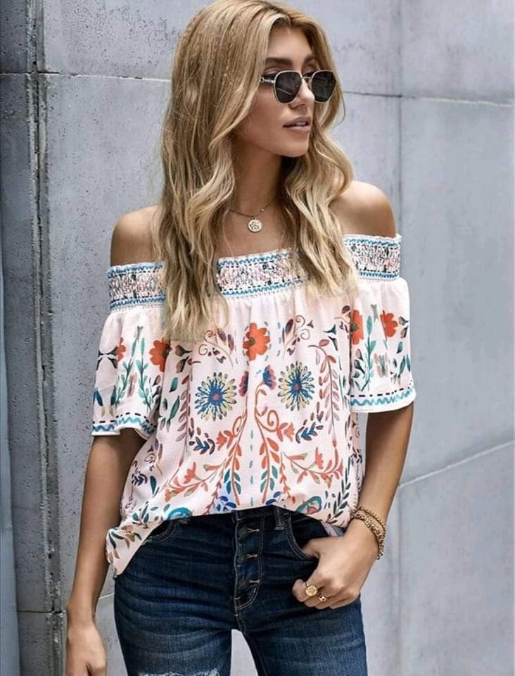 Bohemian White Offshoulder Floral Western Top S-M, Women's Fashion, Tops,  Blouses on Carousell