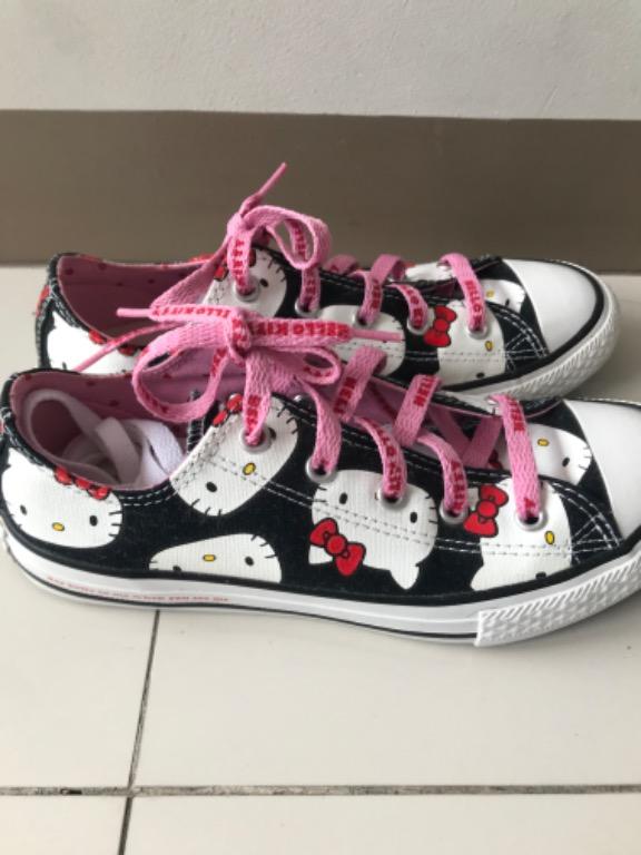 Converse hello kitty best sale black