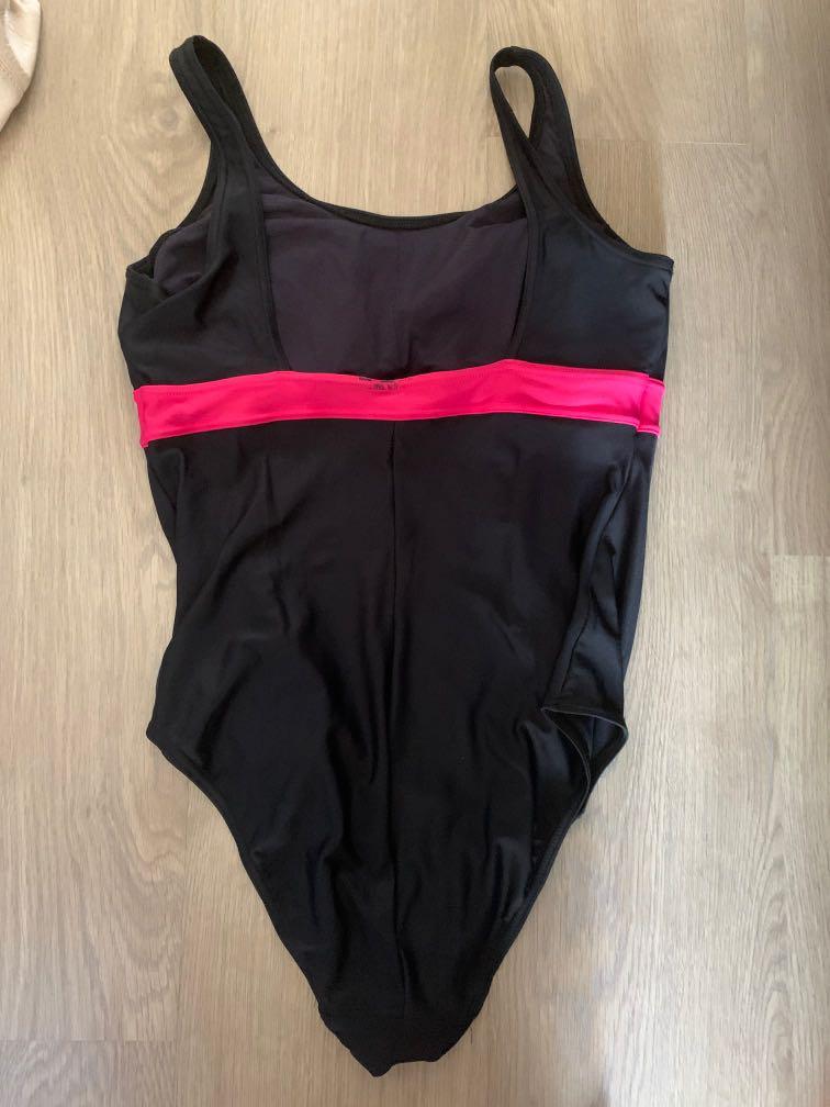 Decathlon maternity hotsell swimwear