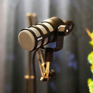 Dijual Set Podcast Rode Podmic & Behringer UMC404HD Audio Interface