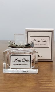 （分類：）位於 。 由 decultteringitems 提交（商品編號 1172433534，圖片 1）。簡介： 。