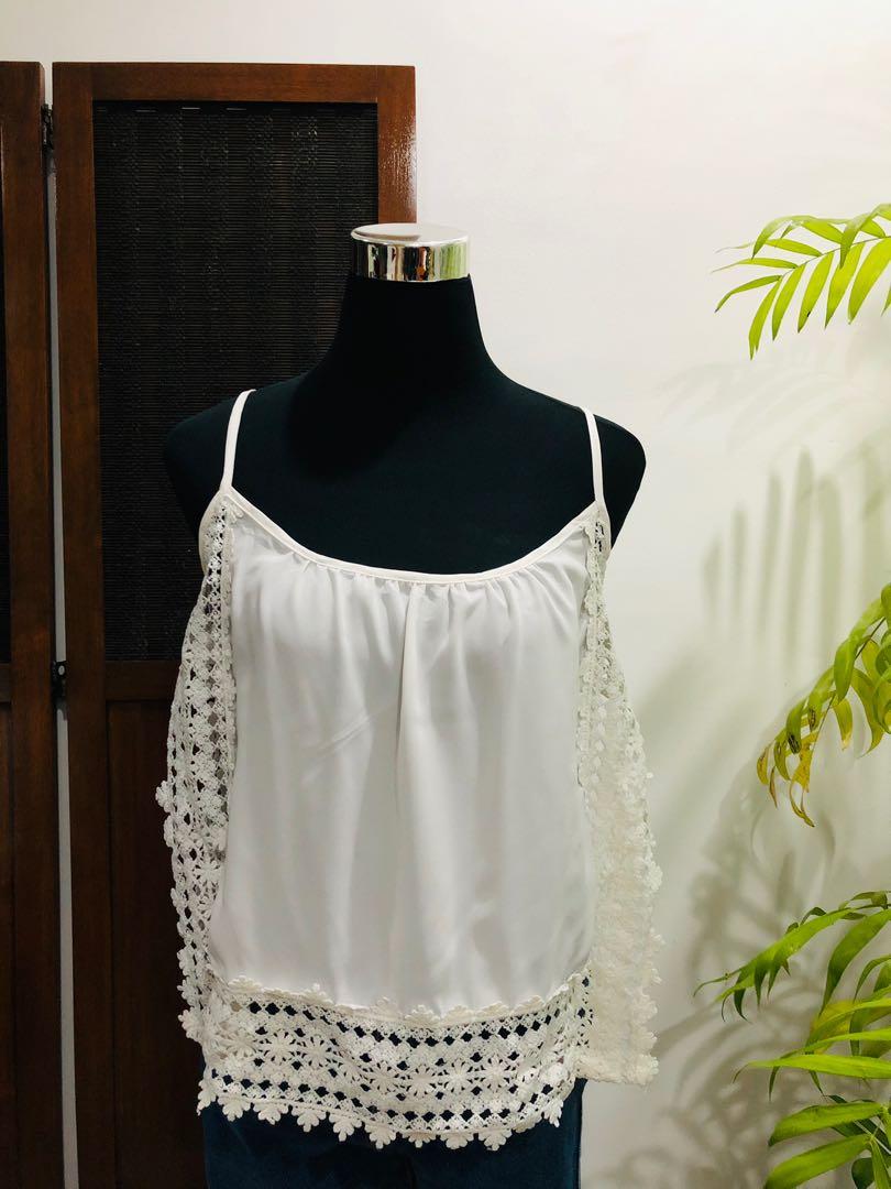 Ecoté Summer Beach Cover-Up (Category: Blouses) located in Dagupan City. Submitted by jopdn (Listing ID 1172503909, Image 1). Description: S-M.