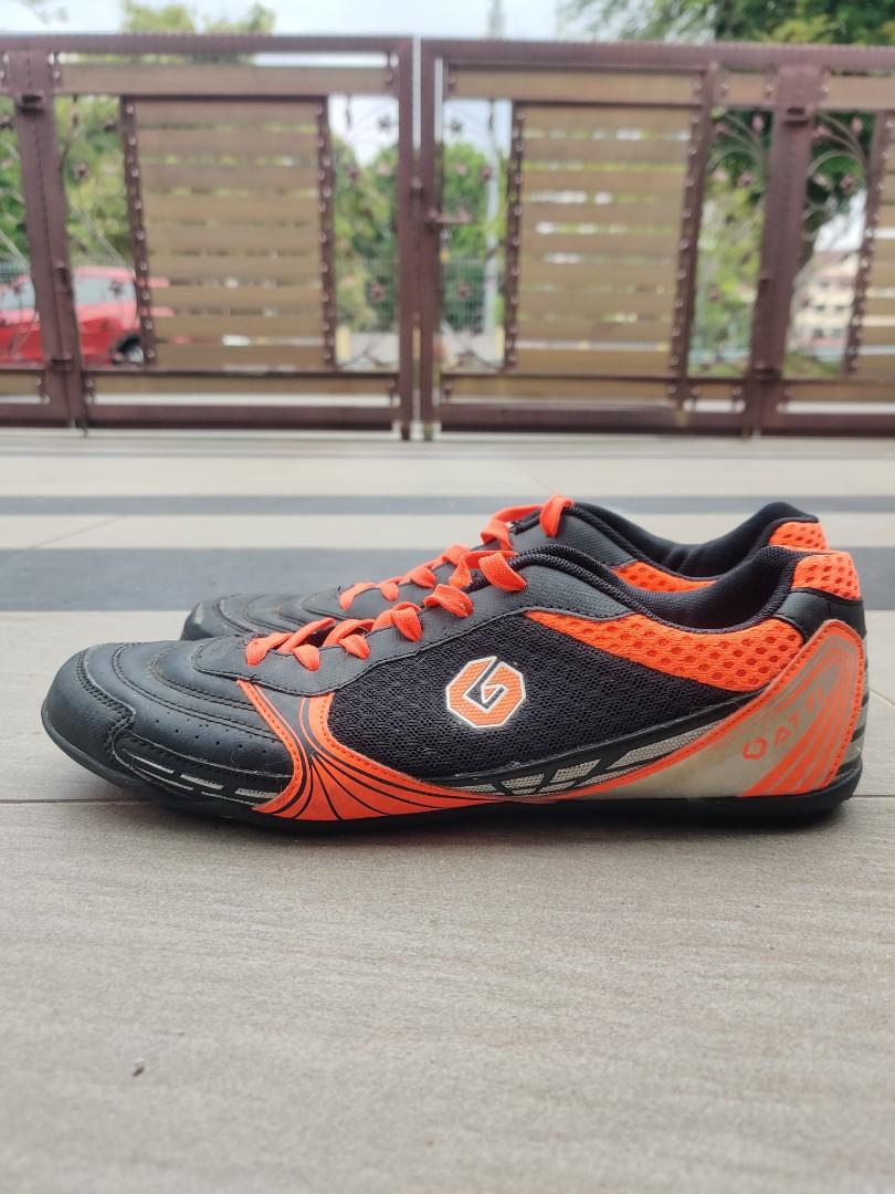 Gatto futsal shoes Men s Fashion Footwear Boots on Carousell