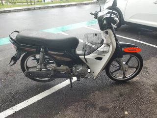 (Category: ) located in . Submitted by cb400sym (Listing ID 1172437062, Image 1). Description: .