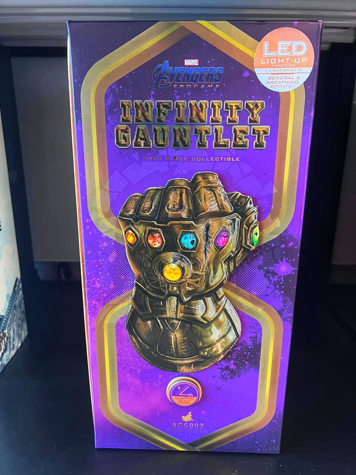 Hot Toys Infinity War Gauntlet 14 Hobbies And Toys Toys And Games On Carousell