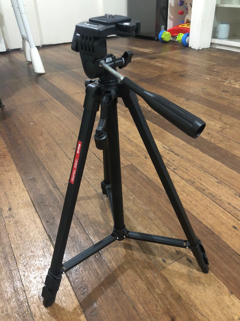 Inca Tripod w/ bag, Photography, Photography Accessories, Tripods & Monopods on Carousell