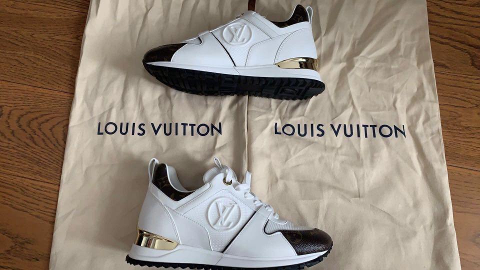Louis Vuitton on X: For a fashionable foot forward. Run Away Pulse  sneakers are a fitting gift for the #LouisVuitton lover on your list. Visit  the Enchanted World of #LVGifts at