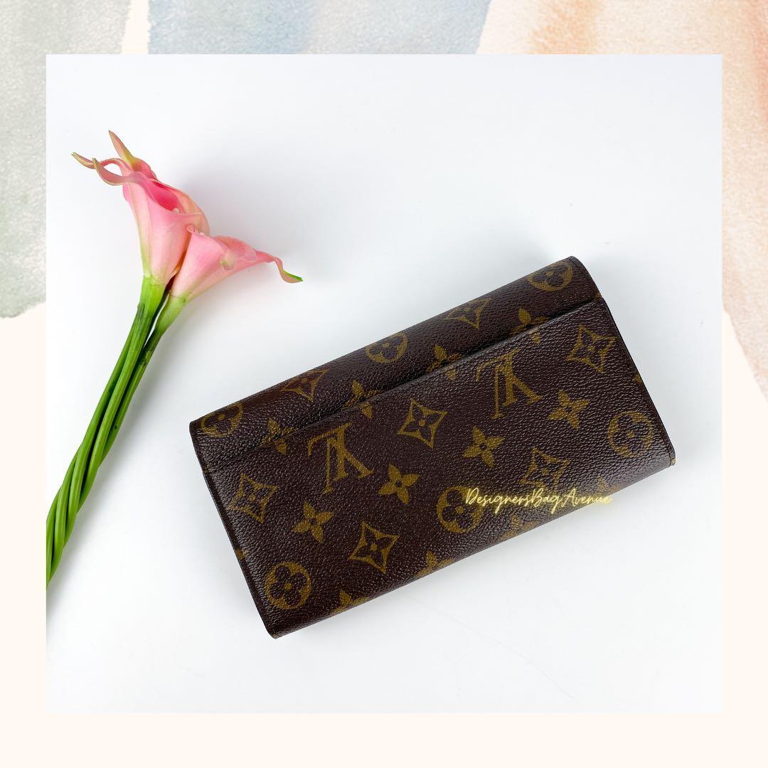 Louis Vuitton Sarah Wallet in Monogram Canvas and Fuchsia Interior, Luxury,  Bags & Wallets on Carousell