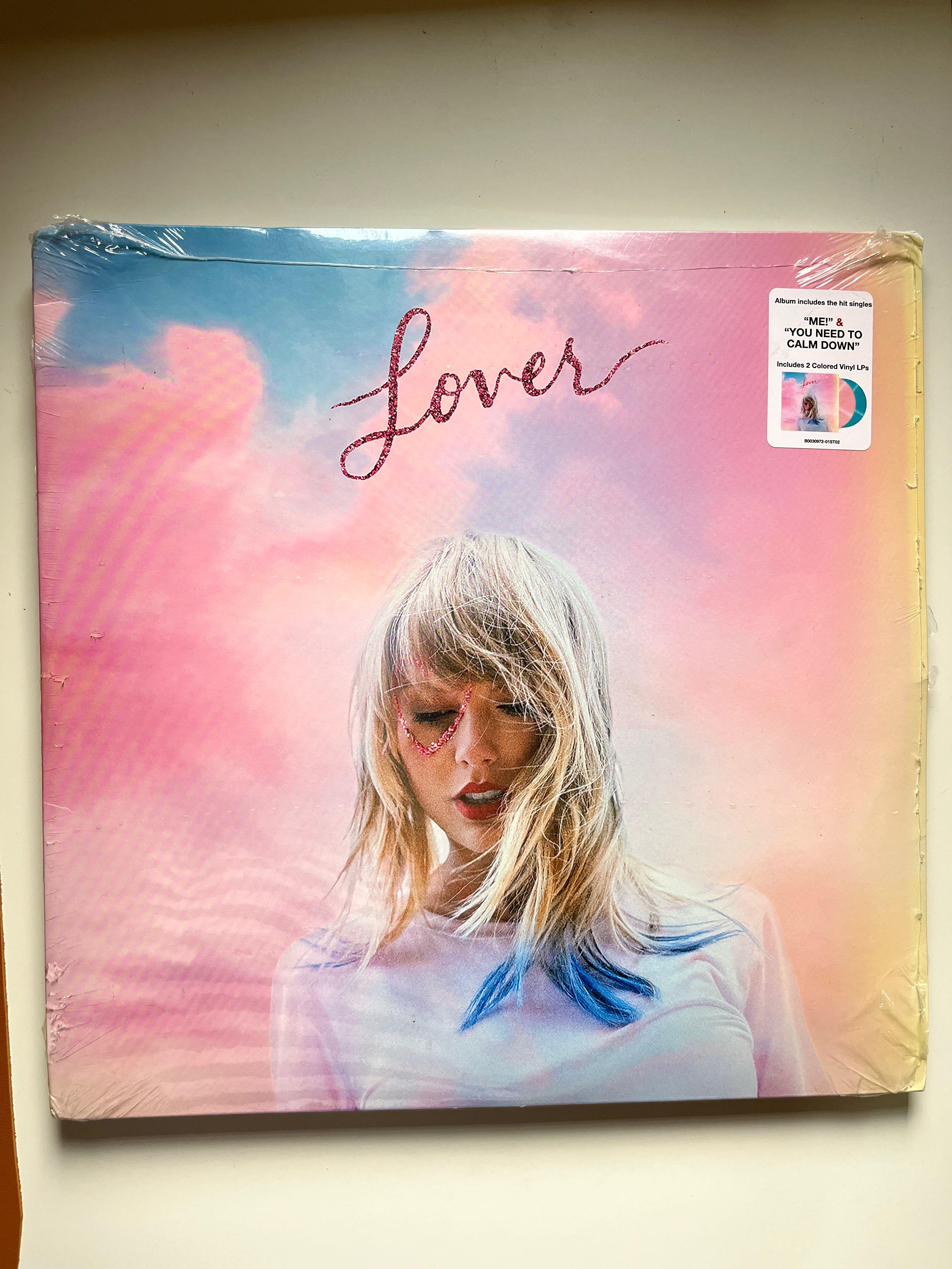 Taylor Swift Love /r (Live From Paris) Heart Shaped Vinyl