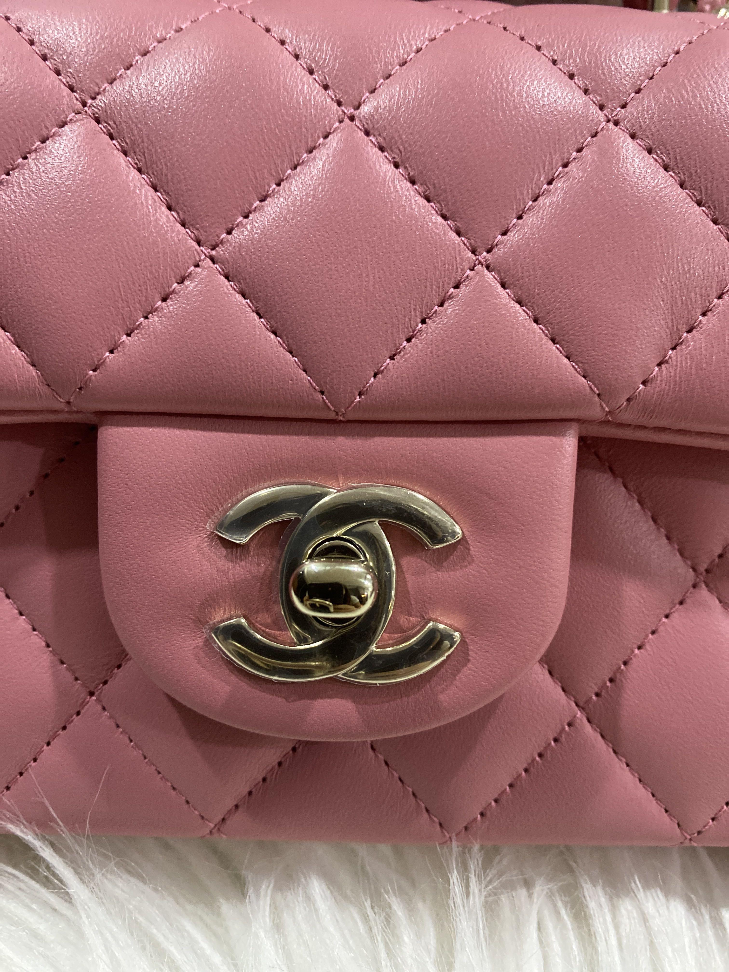 🎄 Xmas Sale ‼️Chanel 22A Rose Pink mini flap with top handle, Luxury, Bags  & Wallets on Carousell