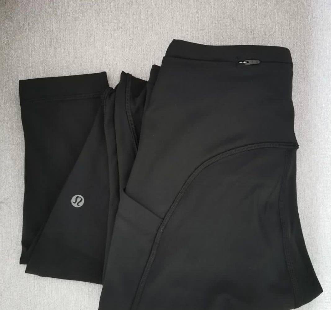 BN Lululemon Smooth Fit Pull-on High-rise Cropped Pant size 6 Black, Women's  Fashion, Activewear on Carousell