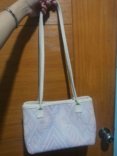 (Category: ) located in . Submitted by villa9 (Listing ID 1172582832, Image 1). Description: .