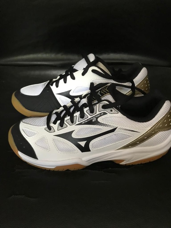 Cyclone best sale speed mizuno