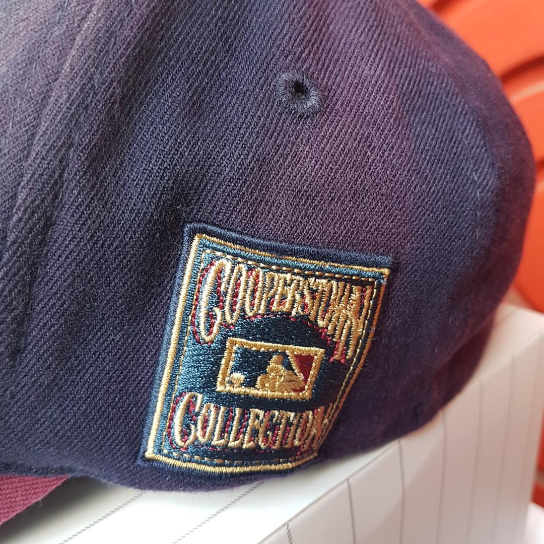 MLB Yankees vintage cap, Fesyen Pria 