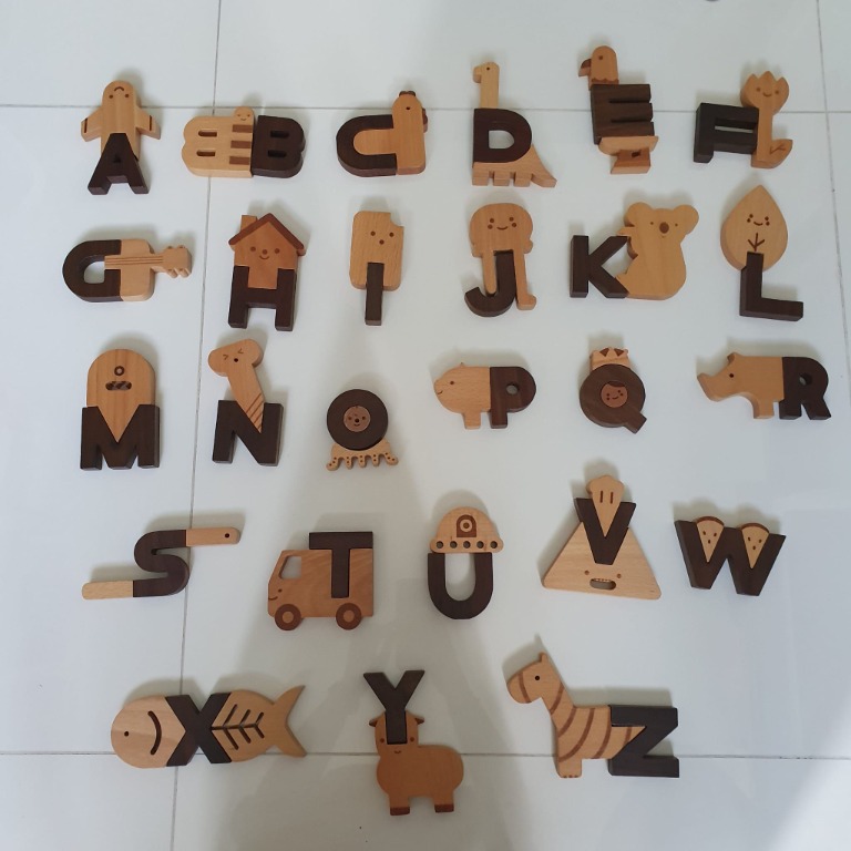 Oioiooi alphabet block set 2025