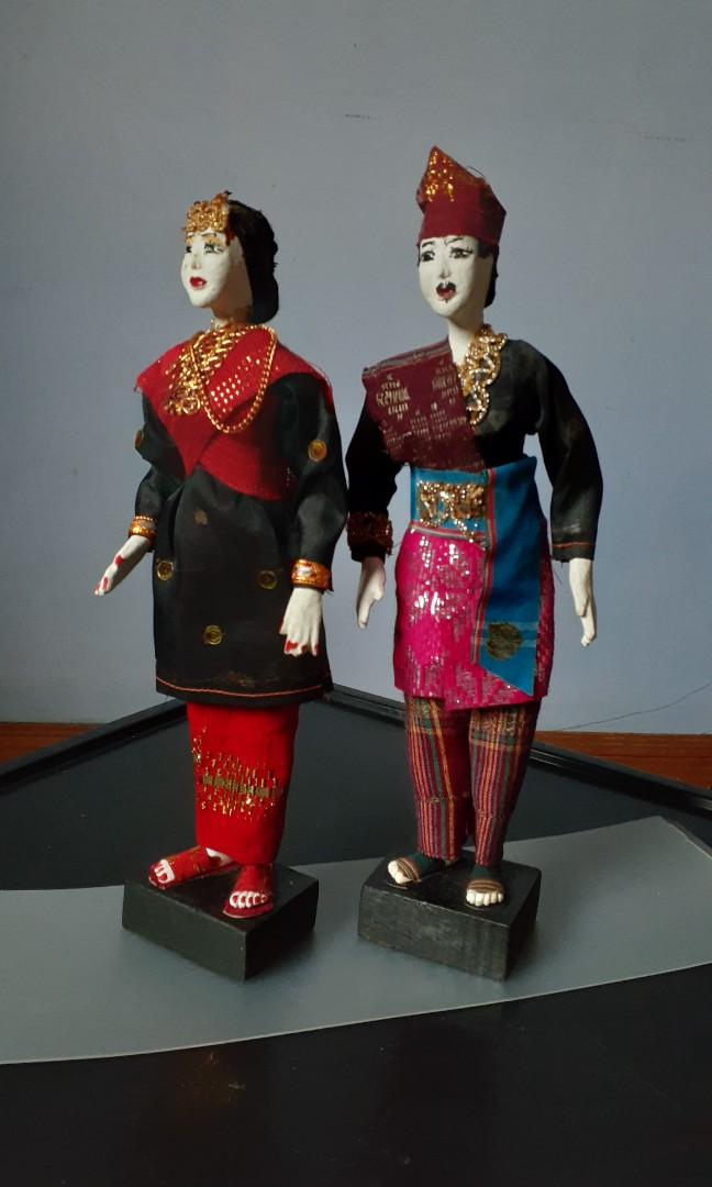 patung pakaian adat, Desain & Kerajinan Tangan, Karya Seni di Carousell