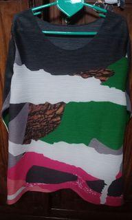 Pleats top abstrak
