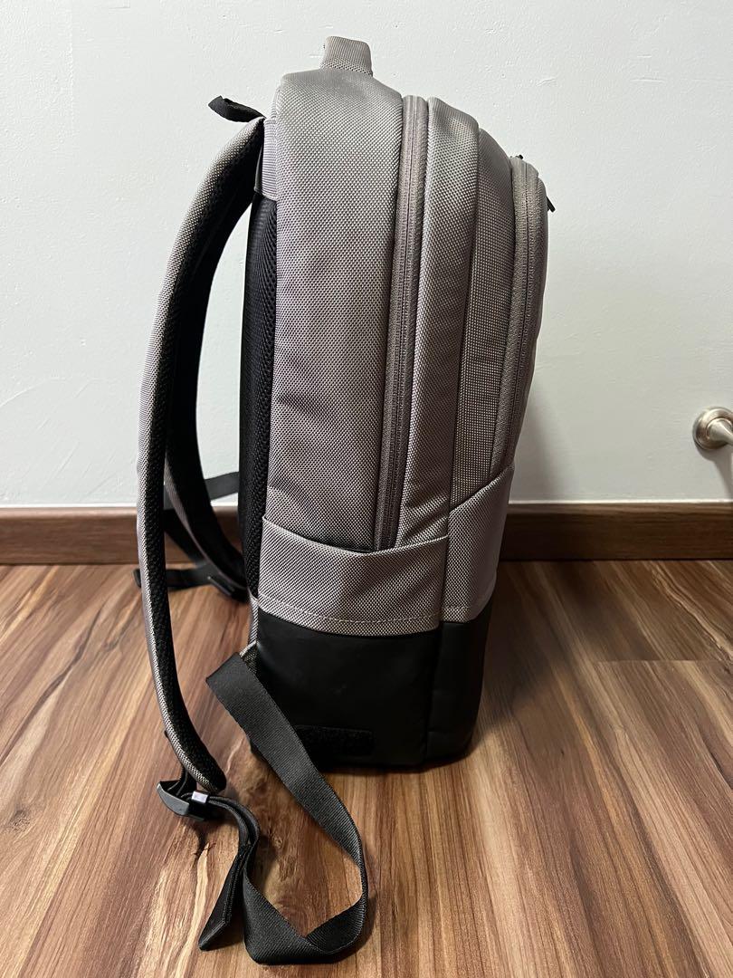 Samsonite Hosue Backpack, Men's Fashion, Bags, Backpacks on Carousell