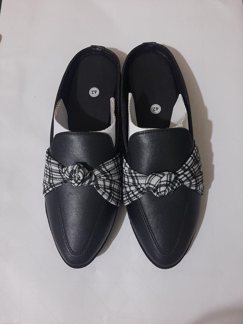 Slop sandal hotsell