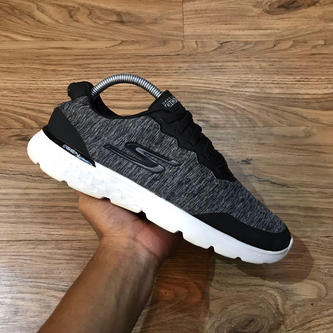 Skechers Go Run 7uk Men s Fashion Footwear Sneakers on Carousell