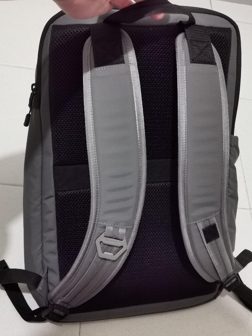 Timbuk2 Q laptop backpack 2.0, Computers & Tech, Parts & Accessories, Laptop Bags & Sleeves on