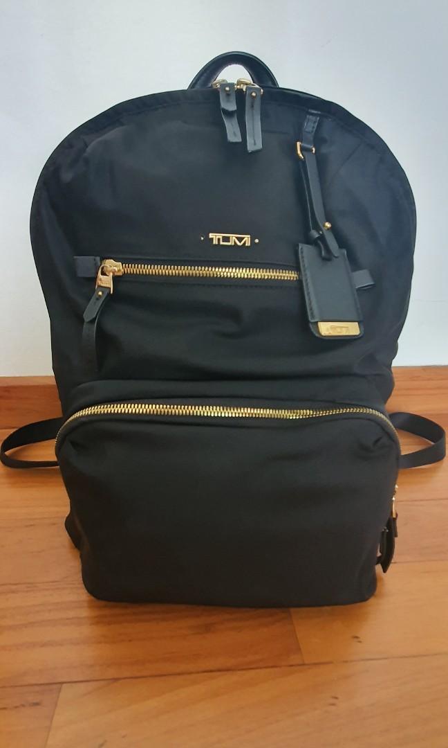Tumi halle store backpack review