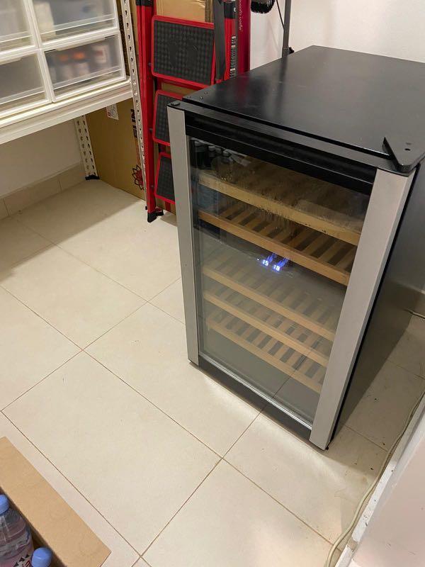 Vintec Dual Zone Wine Fridge, TV & Home Appliances, Kitchen Appliances