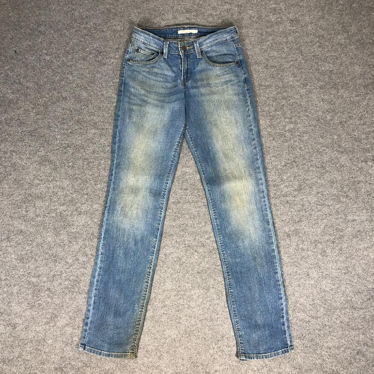 Womens Levis 518 Straight Jeans, Women's Fashion, Bottoms, Jeans & Leggings  on Carousell