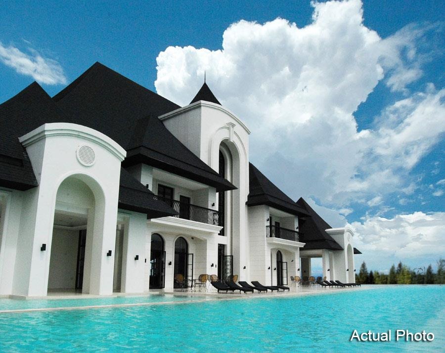 225 Sqm Lot For Sale Along South Boulevard South Forbes near Nuvali