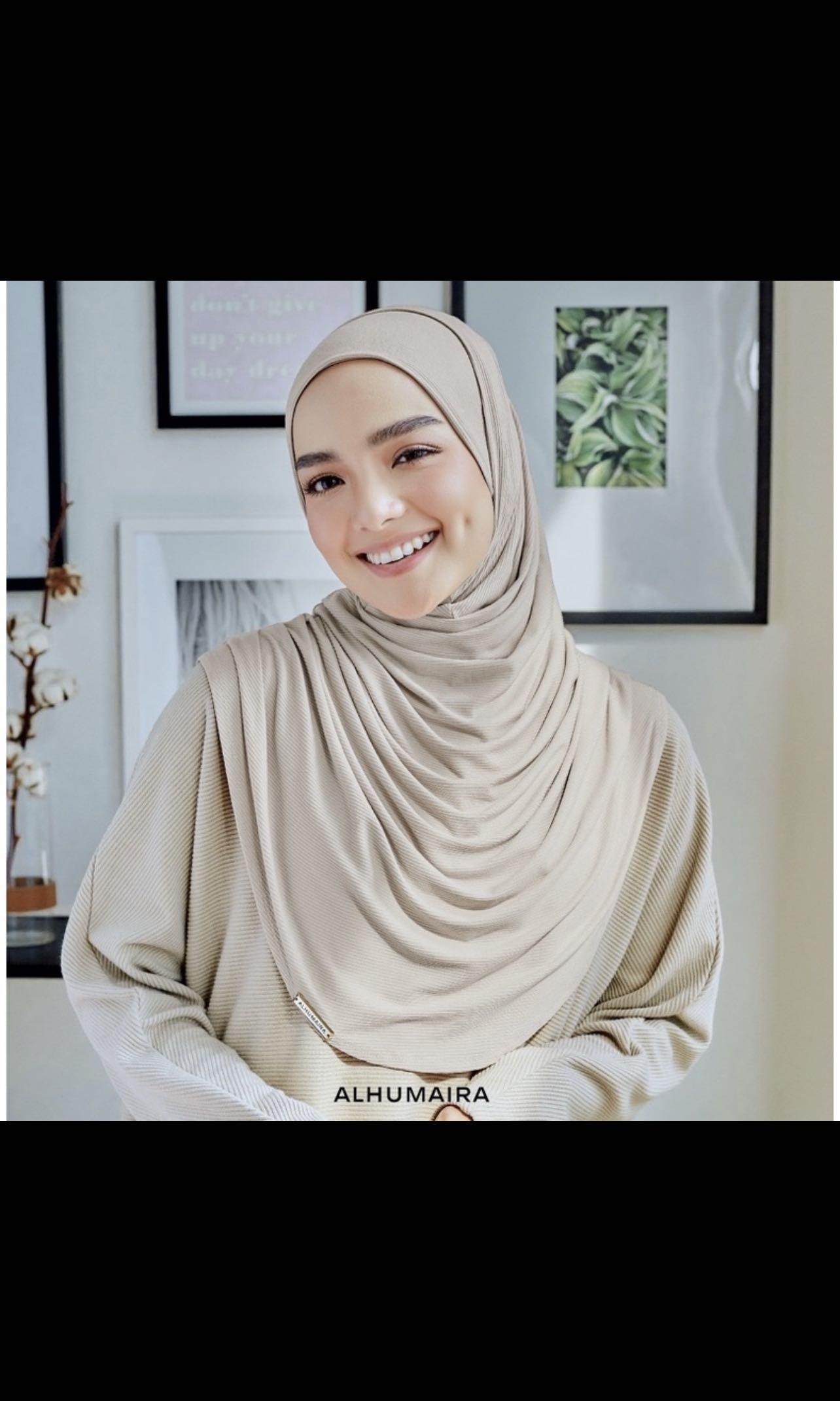 alhumaira instant shawl