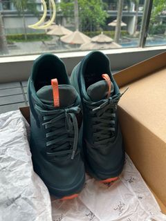 arc teryx footwear sale