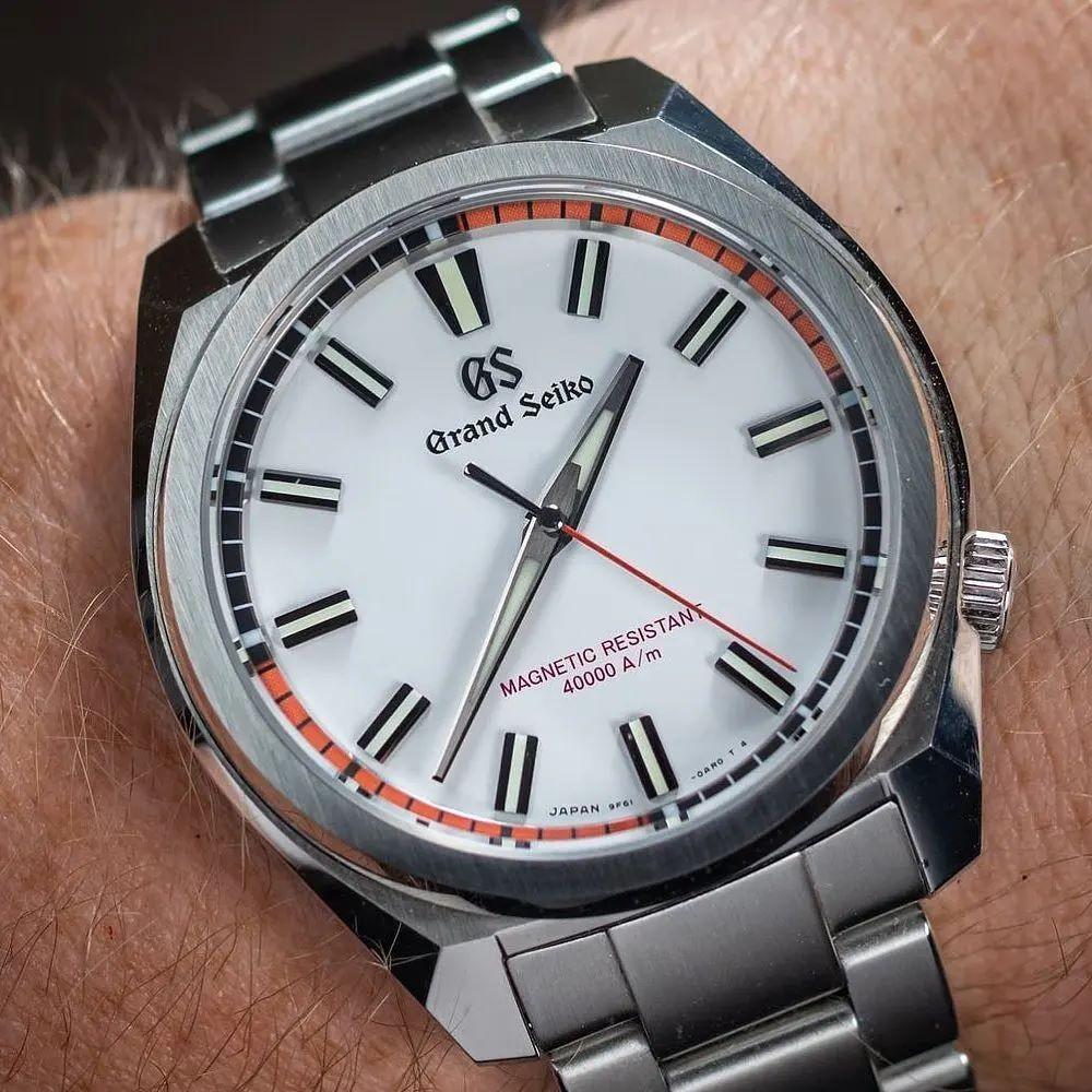 Brand New Grand Seiko Sport Collection 9F Quartz Magnetic Resistant 40000  A/m Milgauss SBGX341, Luxury, Watches on Carousell