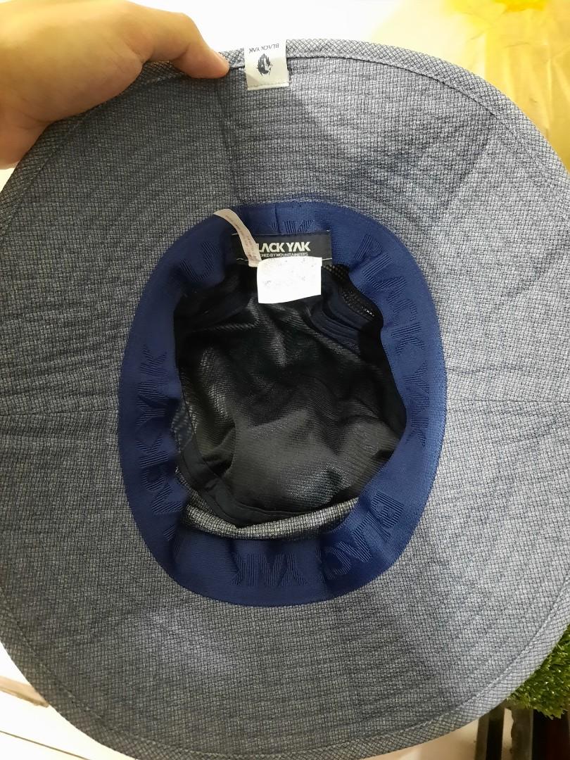 Bucket Hat Black Yak, Fesyen Pria 