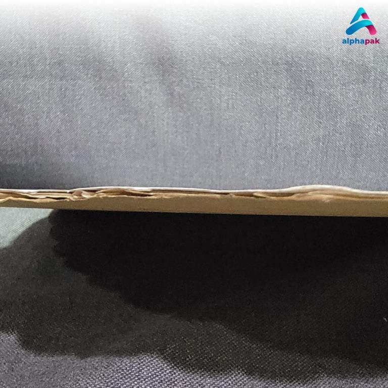 Cake Board 12 inch White Round Scallop (Category: Homemade Bakes) located in Mandaluyong City. Submitted by alphapak (Listing ID 1172623730, Image 3). Description: - Used to support bottom of Cake - Sold in sets of 10pcs - Plastic laminated - Food Grade Material - Size: 12 inches - Board Style: Round, Scalloped - Color: White This cake trays comes in 12" diameter, ideal for presenting most big sized cakes and making them look presentable and deli