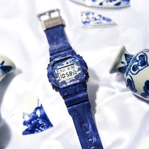 G shock sales white and blue