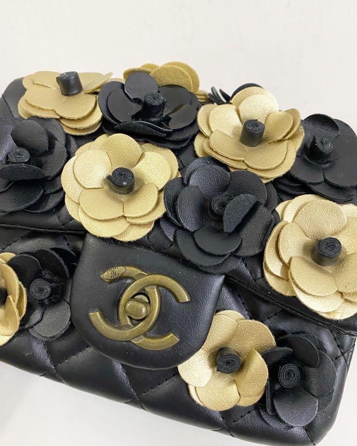 Chanel camellia hotsell boy bag