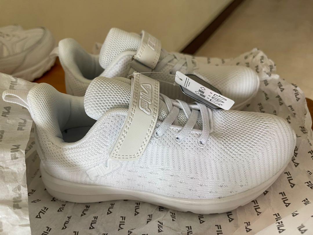 White fila shoes junior top