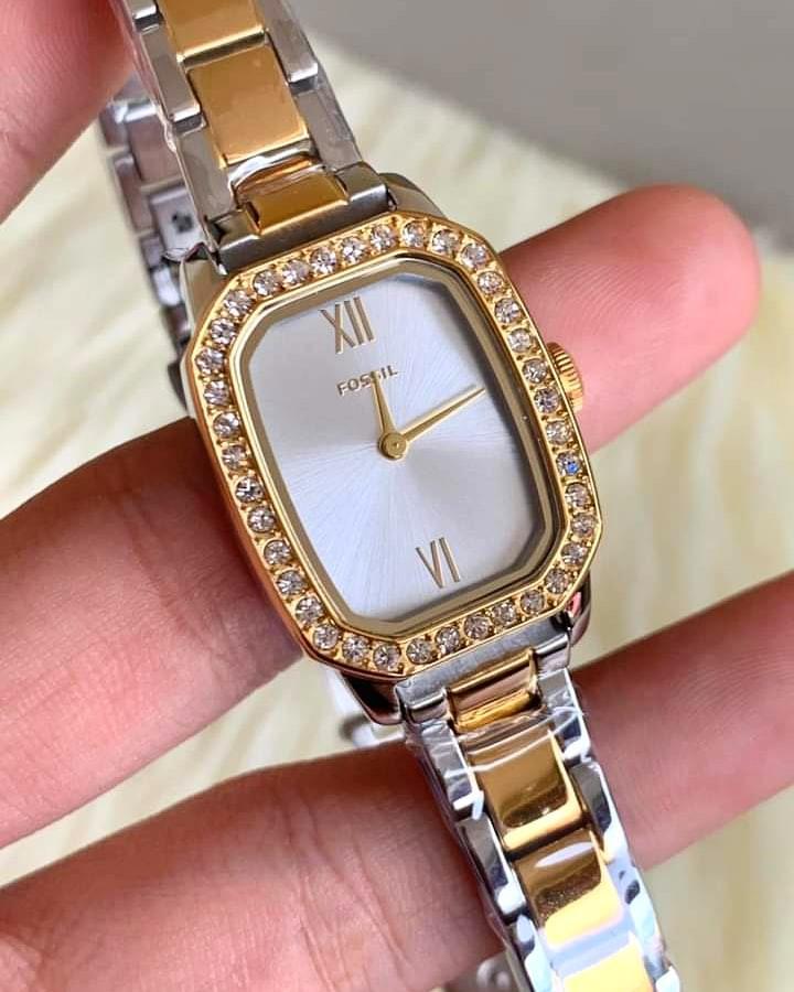 Fossil square hotsell watch women's