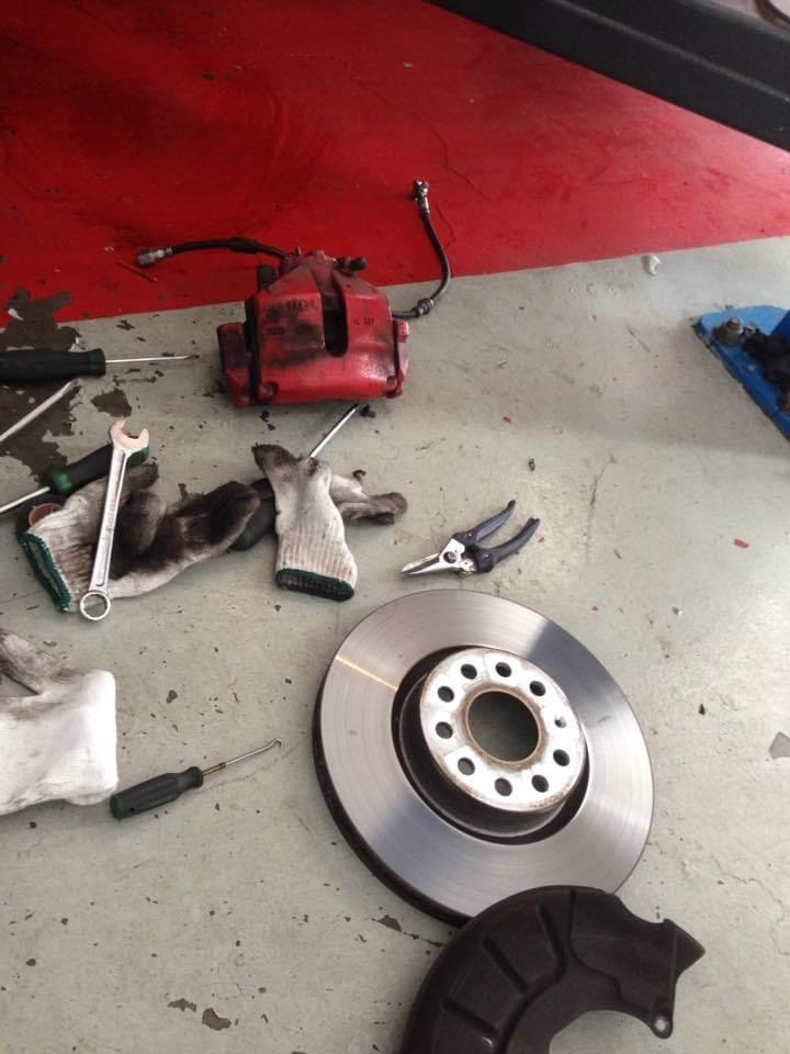Golf GTi MK6 front brake set, Car Accessories, Accessories on Carousell