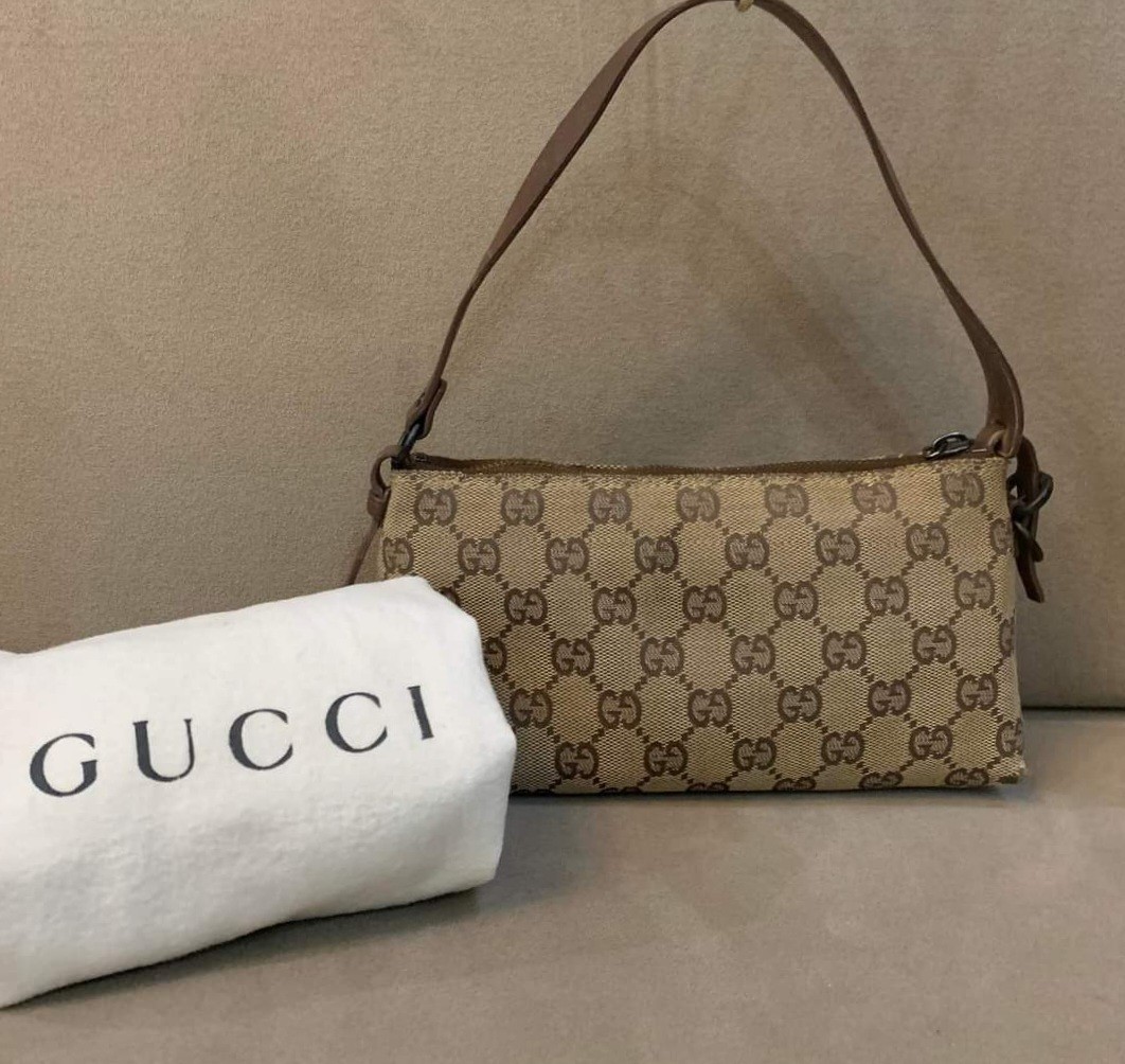 Gucci discount pochette monogram