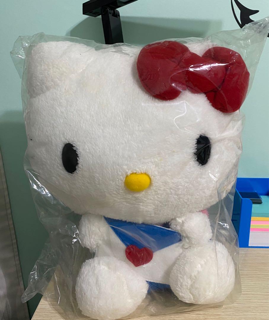 hello kitty stuffy